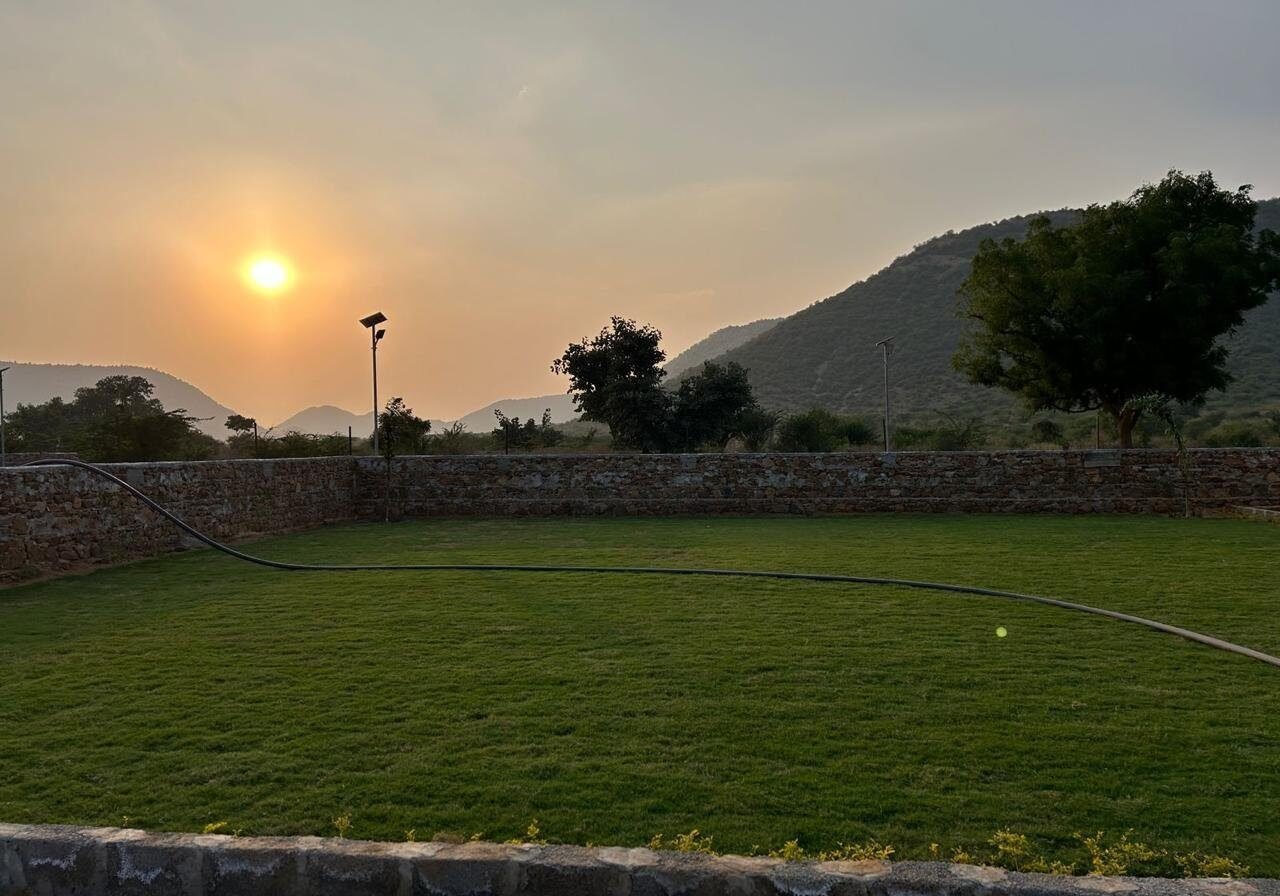 paradise-golden-valley-fully-furnished-farmhouses-in-sariska-alwar-near-Delhi-gurgaon-img (15) paradise-golden-valley-fully-furnished-farmhouses-in-sariska-alwar-near-Delhi-gurgaon-img (15)