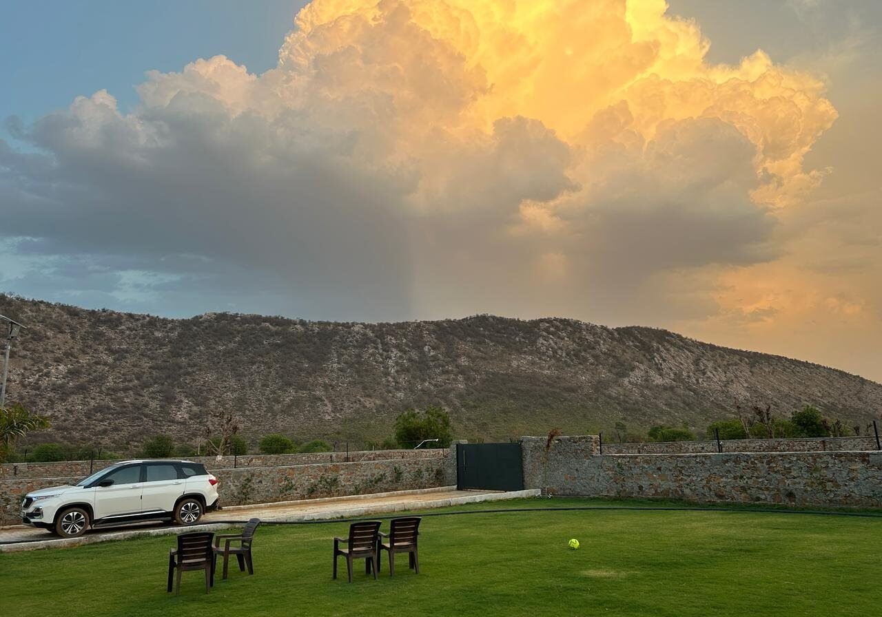 paradise-golden-valley-fully-furnished-farmhouses-in-sariska-alwar-near-Delhi-gurgaon-img (7) paradise-golden-valley-fully-furnished-farmhouses-in-sariska-alwar-near-Delhi-gurgaon-img (7)
